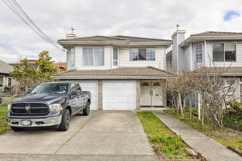21 E KING EDWARD AVENUE - photo 2 of 40