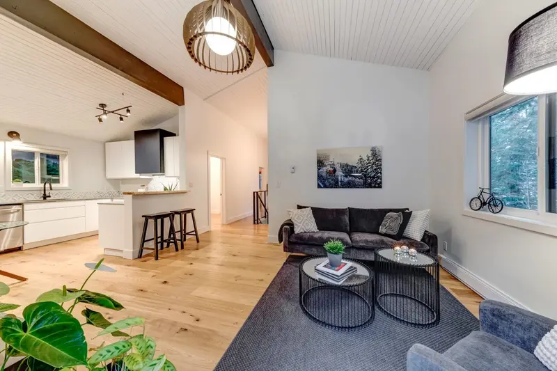 3273 ARBUTUS DRIVE - photo 4 of 25