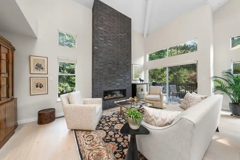 13 1900 INDIAN RIVER CRESCENT - photo 4 of 40
