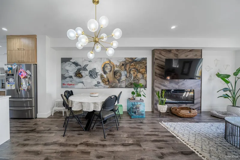 102 3423 ROXTON AVENUE - photo 4 of 20