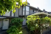 180 1140 CASTLE CRESCENT - thumbnail 2