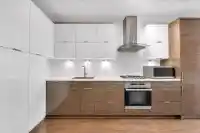 216 1777 W 7TH AVENUE - thumbnail 1