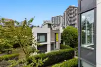 313 5687 GRAY AVENUE - thumbnail 26
