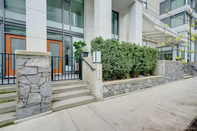 1690 PULLMAN PORTER STREET - photo 1 of 33