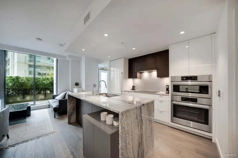 1690 PULLMAN PORTER STREET - photo 4 of 33