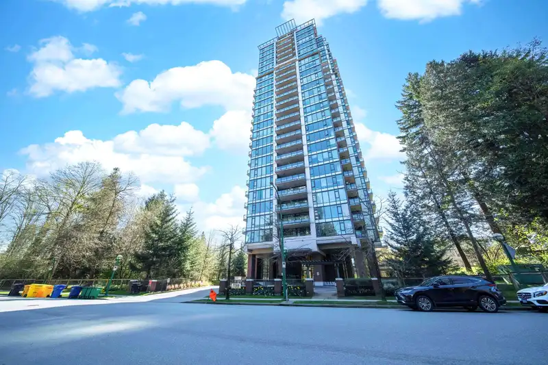 3003 7088 18TH AVENUE - photo 1 of 33