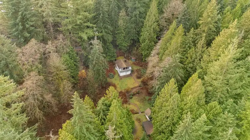 4520 LYNN VALLEY ROAD - photo 1 of 6