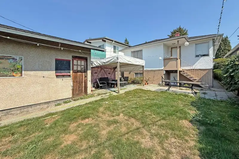 5945 ONTARIO STREET - photo 2 of 3