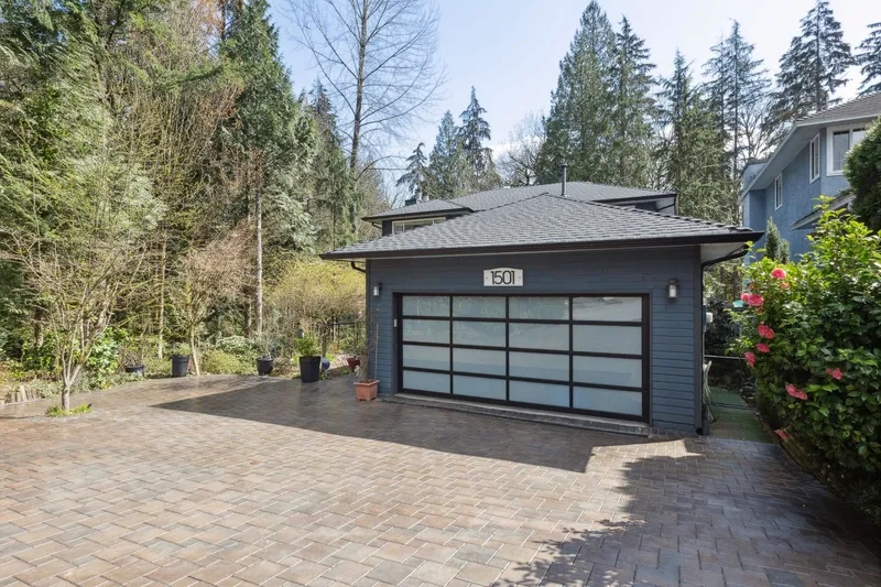 1501 OSTLER COURT - photo 2 of 25