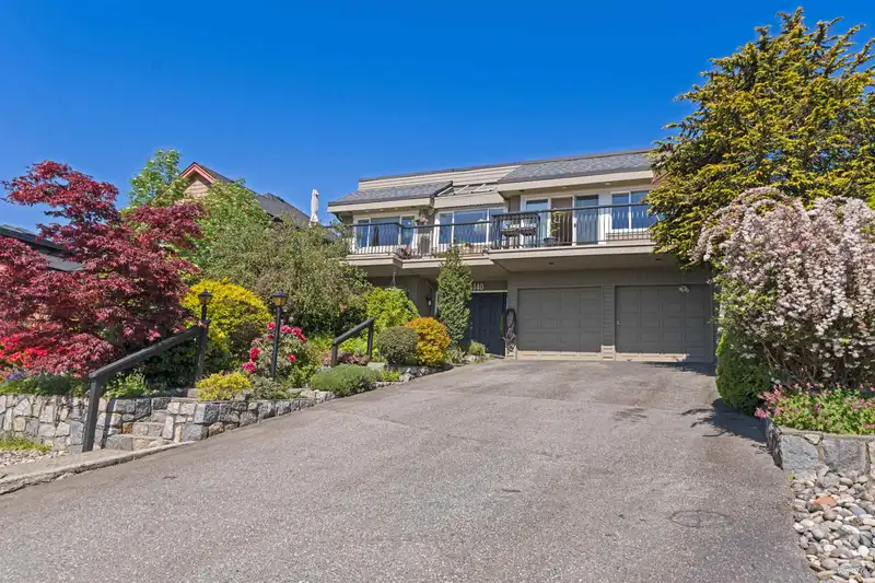 1140 CLOVERLEY STREET - photo 4 of 28