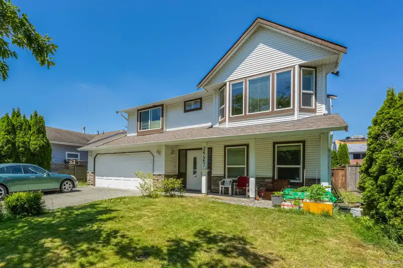 26467 32A AVENUE - photo 1 of 38