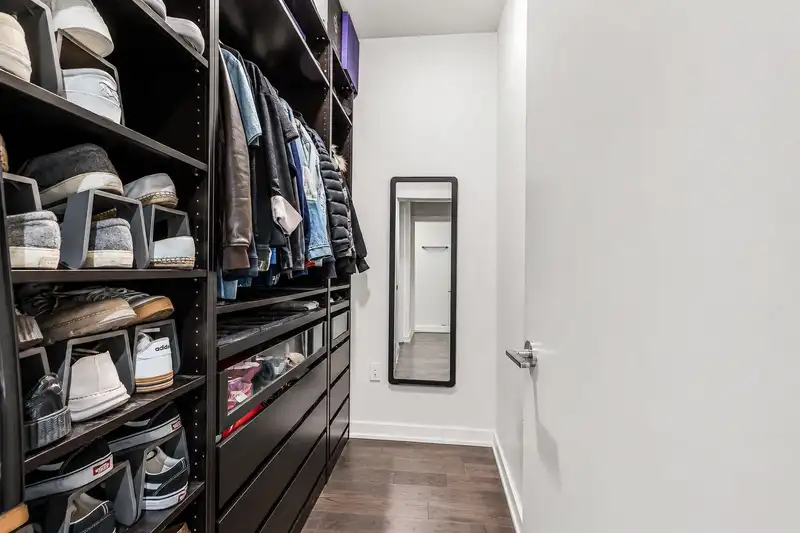 137 5311 CEDARBRIDGE WAY - photo 3 of 26