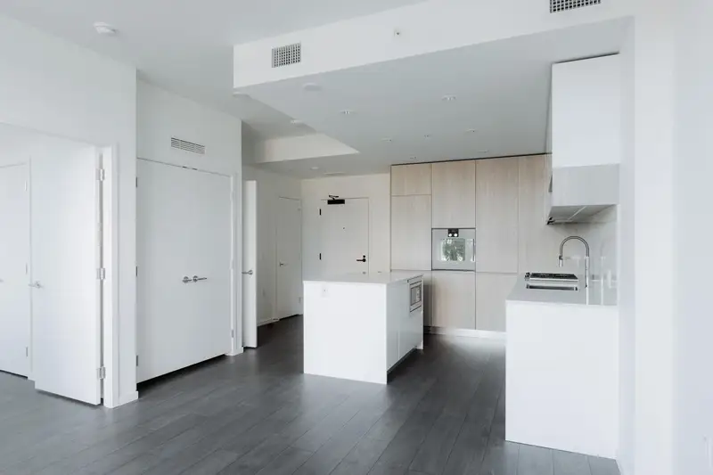 315 6300 MINORU BOULEVARD - photo 3 of 11