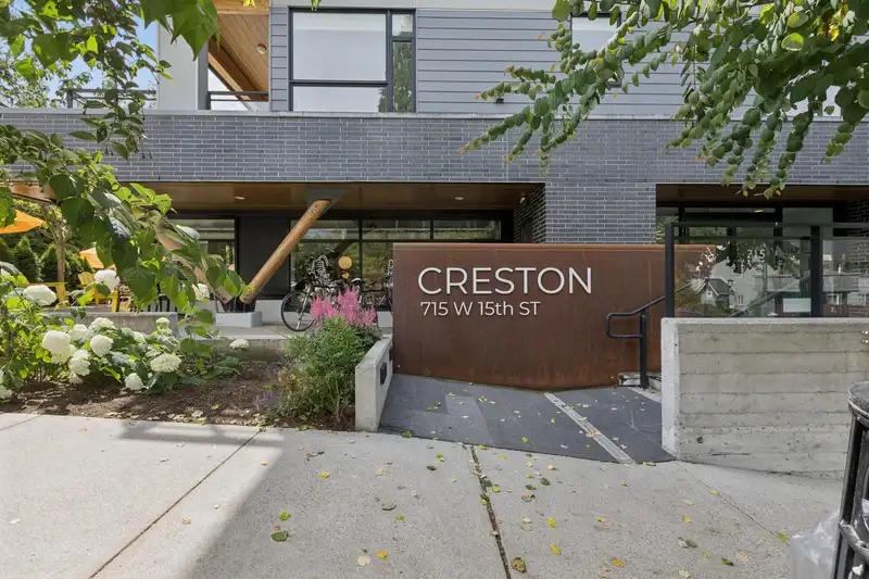 209 715 W 15TH STREET - photo 2 of 40