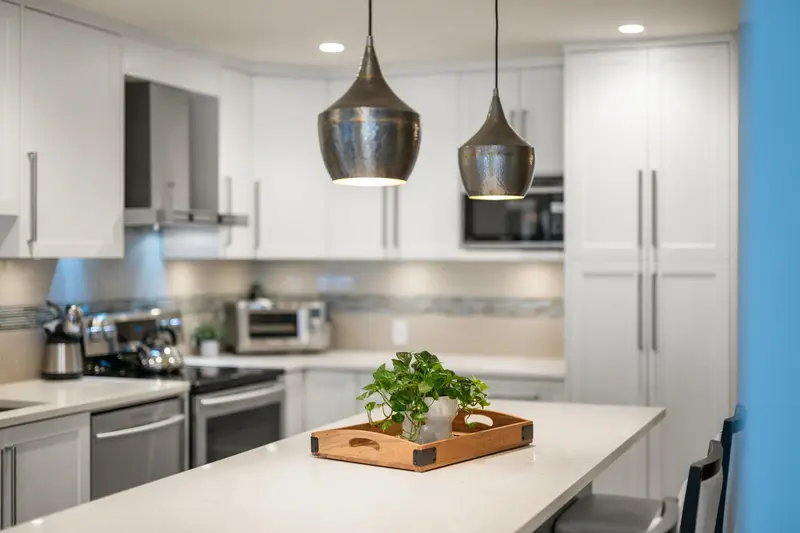 208A 1220 QUAYSIDE DRIVE - photo 2 of 25