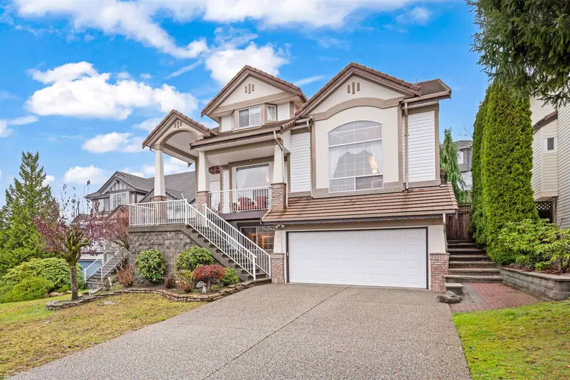 30 BALSAM PLACE - photo 1 of 25