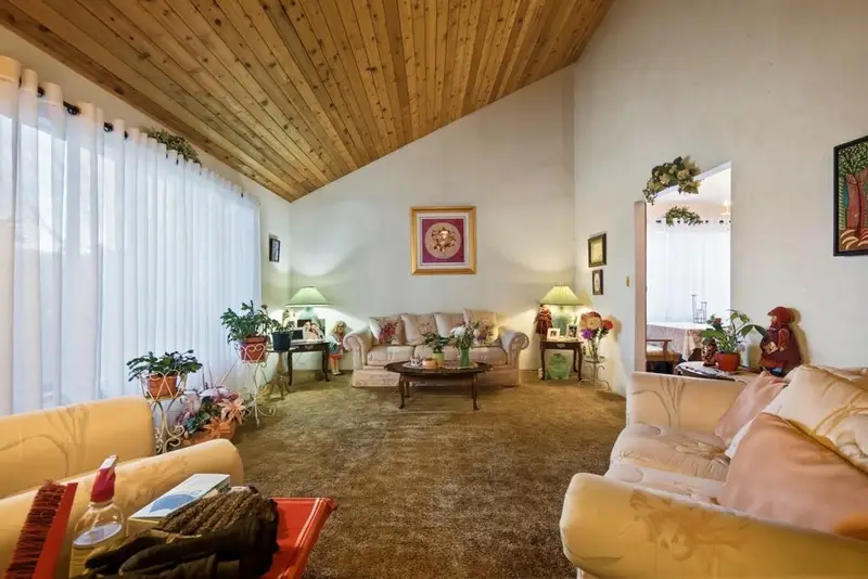 6474 131 STREET - photo 3 of 25