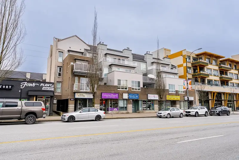 403 3939 HASTINGS STREET - photo 3 of 25