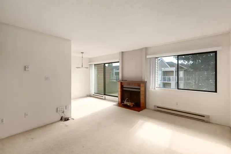 331 7295 MOFFATT ROAD - photo 3 of 19