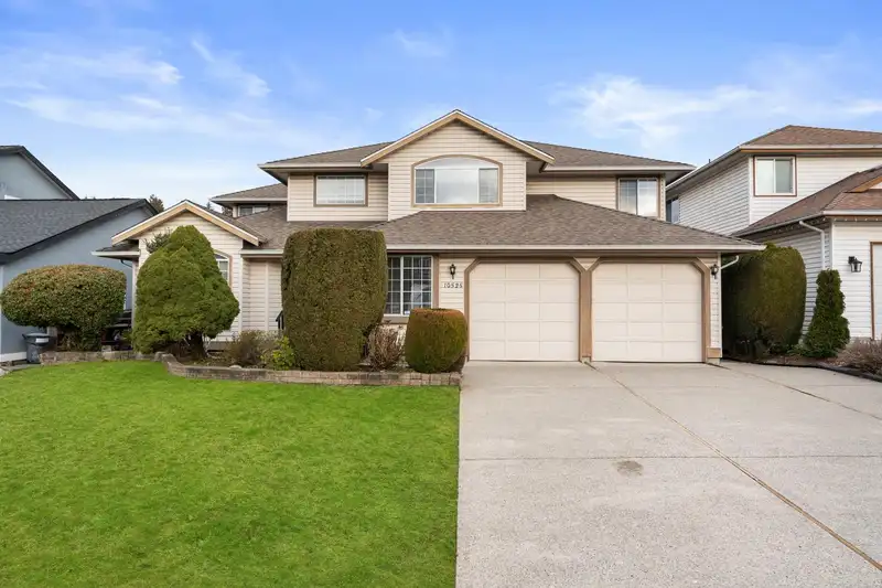 10525 HARROGATE DRIVE - photo 1 of 40