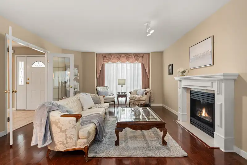 10525 HARROGATE DRIVE - photo 2 of 40