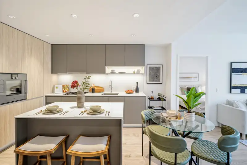 320 6808 MINORU BOULEVARD - photo 4 of 33