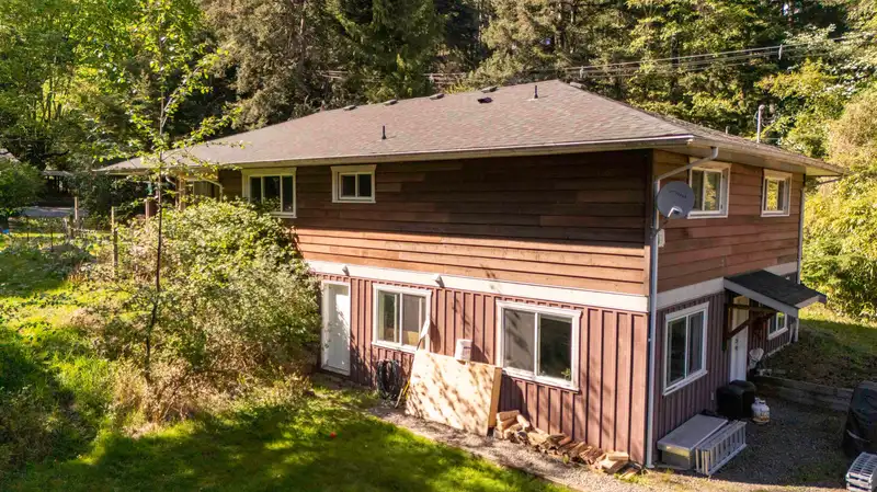 1335 EAGLE CLIFF ROAD - photo 2 of 20