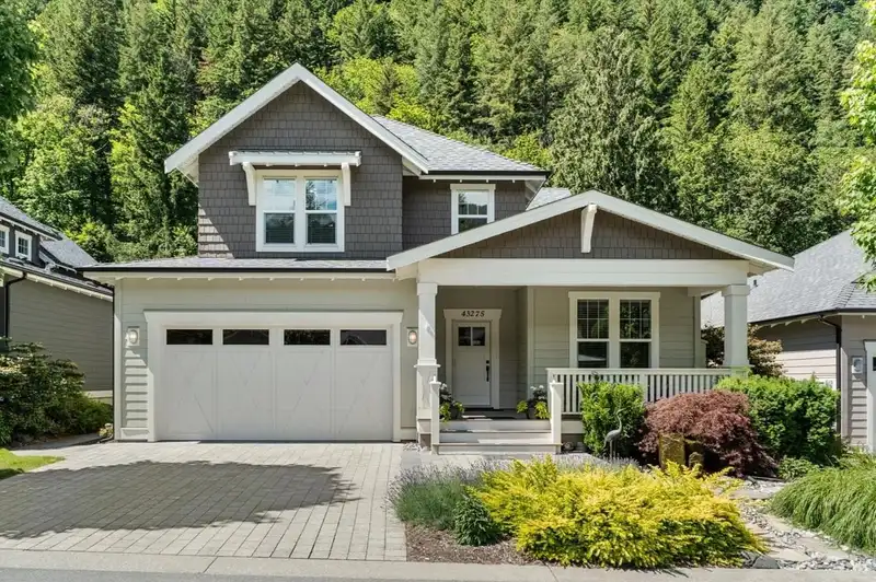 43275 OLD ORCHARD LANE - photo 1 of 40