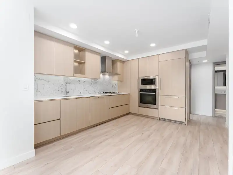 505 455 SW MARINE DRIVE - photo 4 of 27