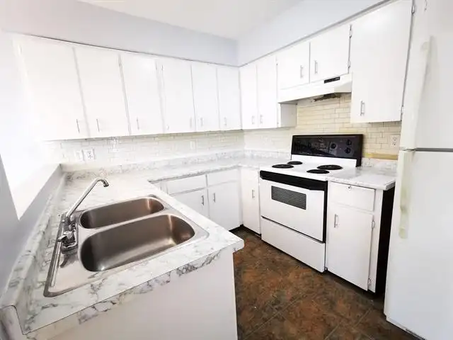 11859 89A AVENUE - photo 1 of 1