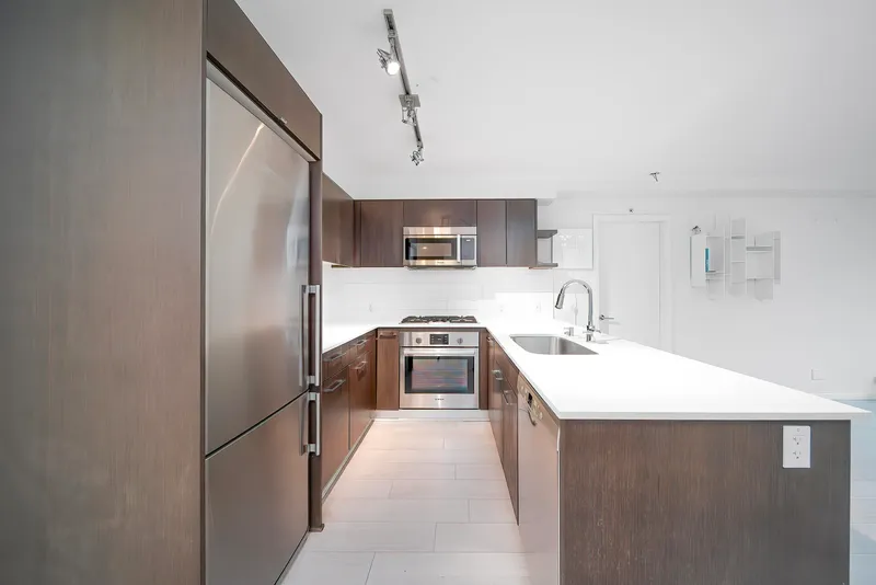 701 7888 ACKROYD ROAD - photo 3 of 25