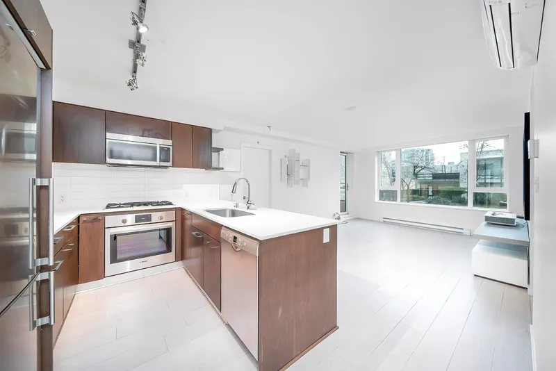 701 7888 ACKROYD ROAD - photo 4 of 25