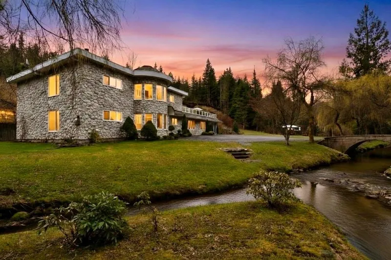 30780 KEYSTONE AVENUE - photo 1 of 25