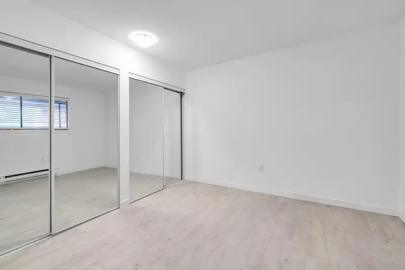 10634 HOLLY PARK LANE - photo 3 of 30