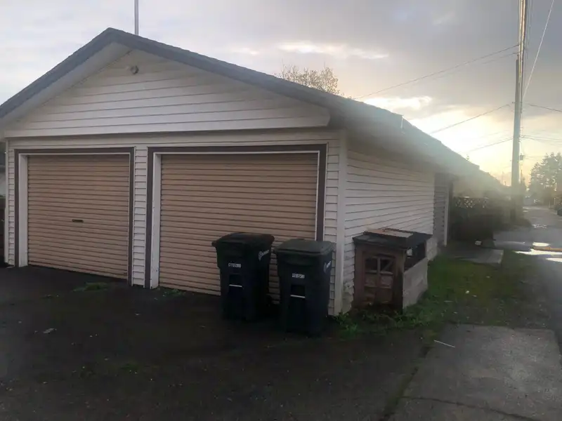 4551 NAPIER STREET - photo 4 of 5