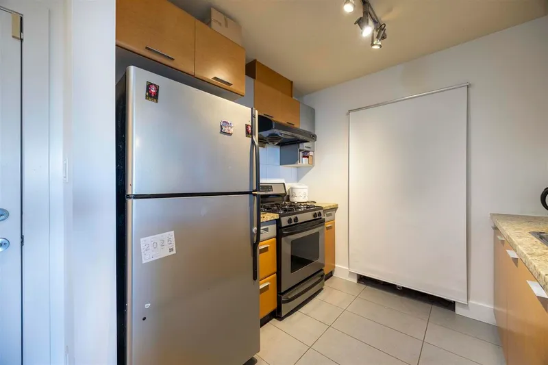 107 6033 KATSURA STREET - photo 4 of 15