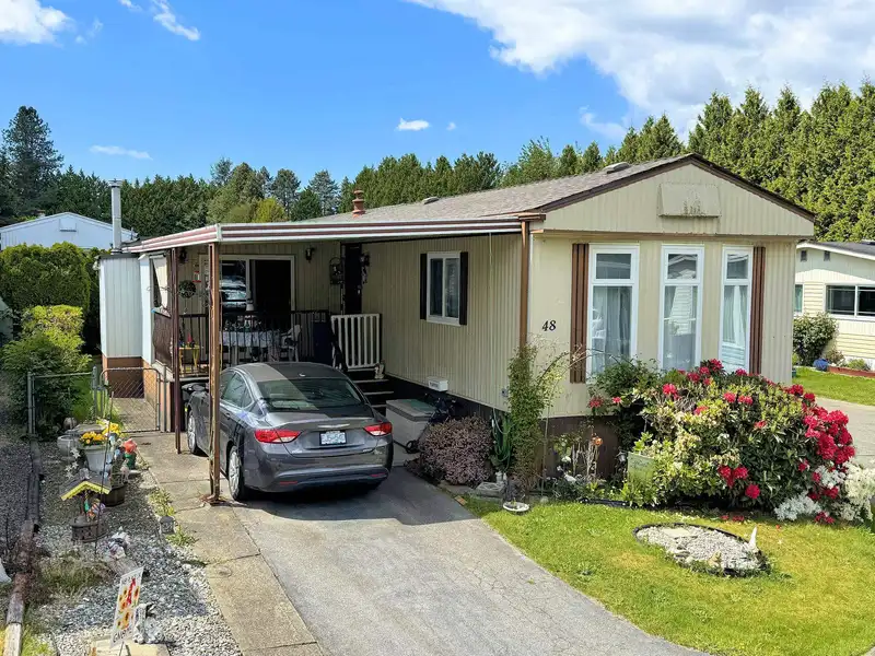 48 13507 81 AVENUE - photo 1 of 24