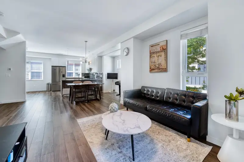 63 10311 RIVER DRIVE - photo 4 of 28