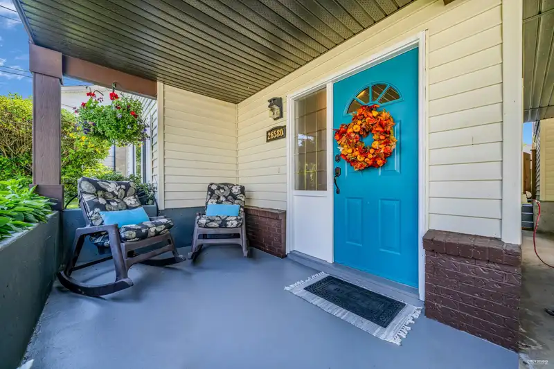 26580 28B AVENUE - photo 3 of 35