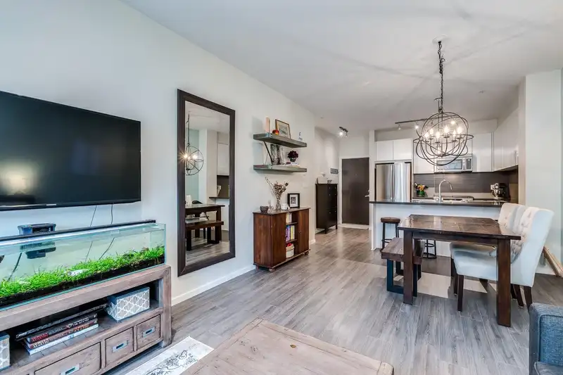 308 1135 WINDSOR MEWS - photo 4 of 34