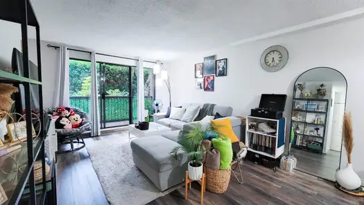 107 620 EIGHTH AVENUE