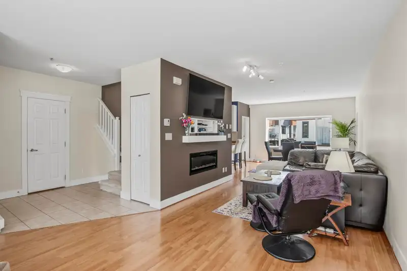2 1200 EDGEWATER DRIVE - photo 4 of 27