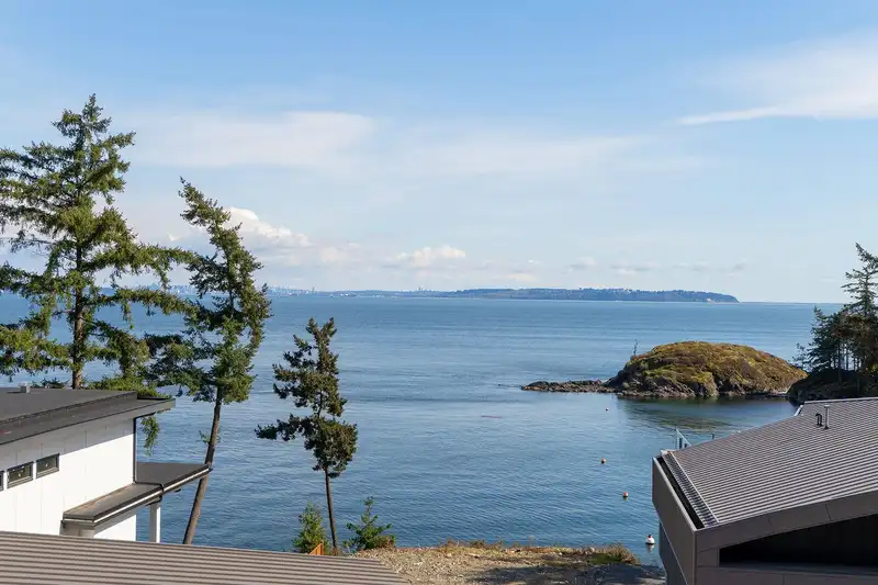 242 SHORE LANE - photo 2 of 40