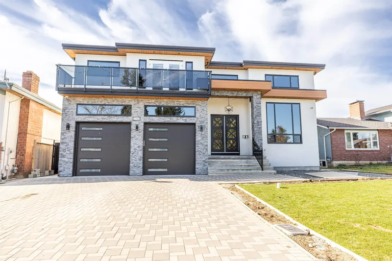 3265 SATURNA CRESCENT - photo 3 of 25