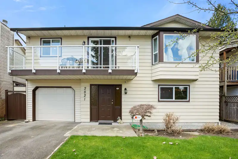 2821 COMMONWEALTH STREET - photo 3 of 40