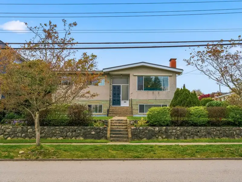 1501 EIGHTH AVENUE - photo 1 of 39