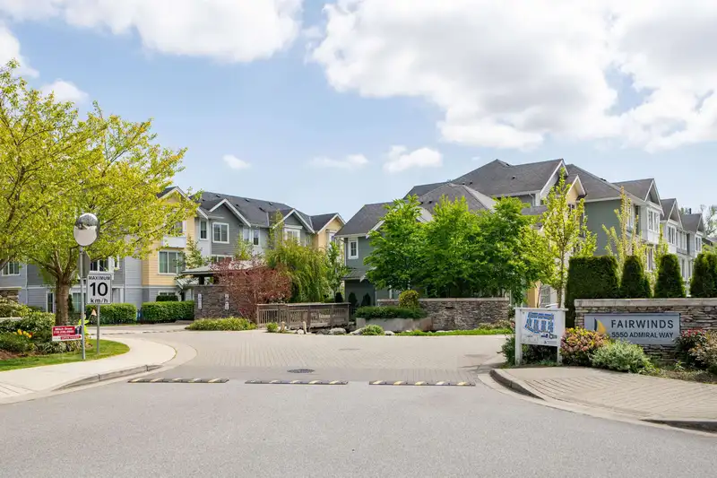 105 5550 ADMIRAL WAY - photo 1 of 40