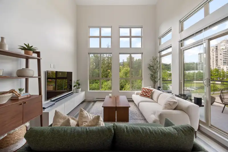 412 101 MORRISSEY ROAD - photo 4 of 34