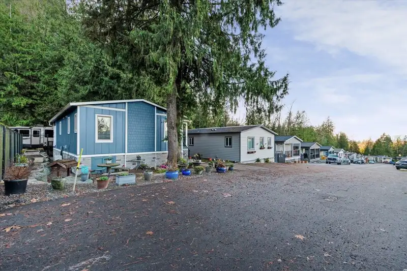 60 53480 BRIDAL FALLS ROAD - photo 1 of 40