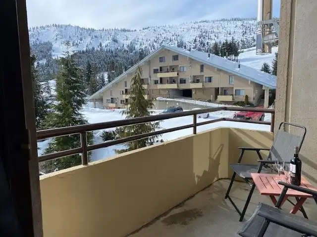 303B 21000 ENZIAN WAY - photo 2 of 10